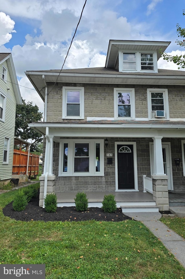 343 N Hanover St, Elizabethtown, PA 17022 - photo 2