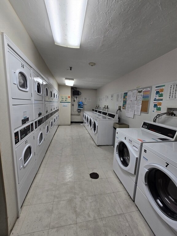 Sagamore Place Condominiums unit 914, Quincy, MA 02171 - photo 3