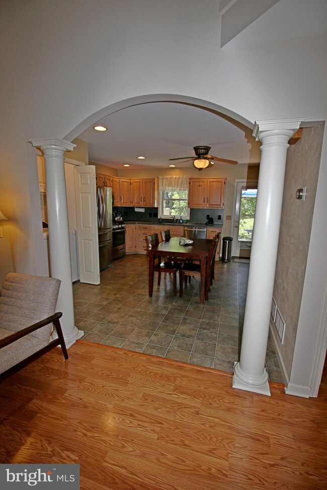 124 Gantz Meadows, Mount Joy, PA 17552 - photo 6