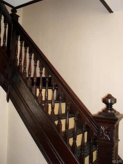 556 N 4th St, Allentown, PA 18102 - photo 6