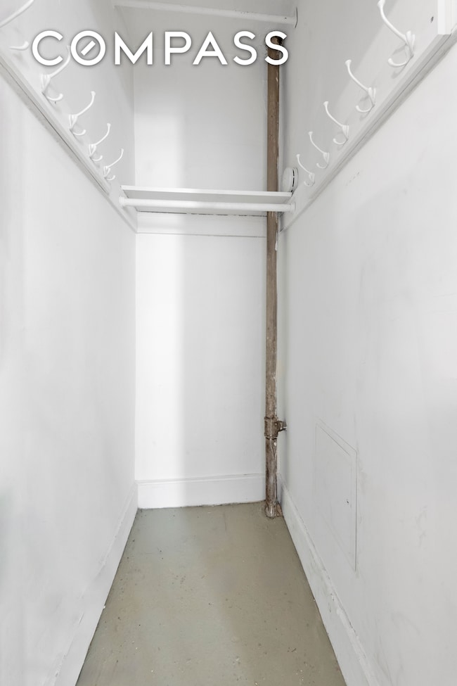 The Cloister unit 510, New York, NY 10017 - photo 3