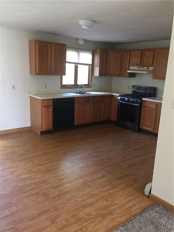 664 Charles St, Fall River, MA 02724 - photo 2