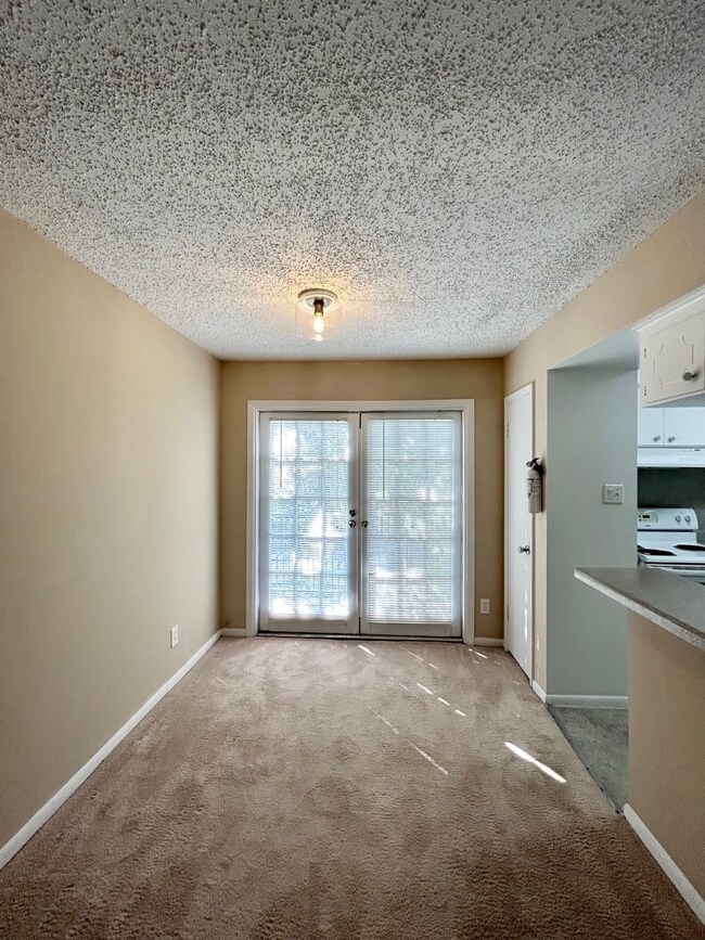 3902 Mandell St unit 8, Houston, TX 77006 - photo 7