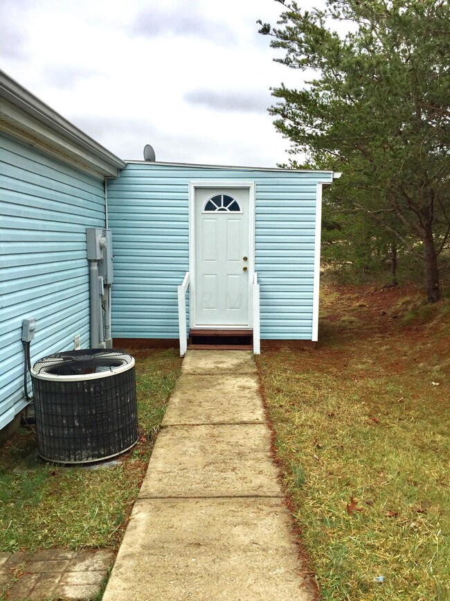 28689 Starr Route Rd, Logan, OH 43138 - photo 3