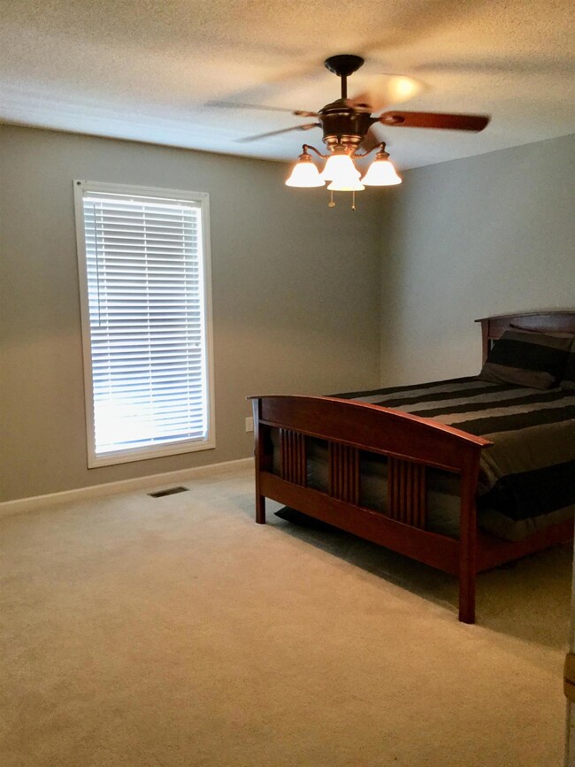 632 Meadowlark Dr, Shelbyville, TN 37160 - photo 7