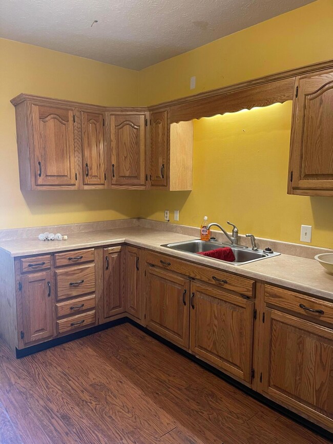 233 Owens St, Marion, OH 43302 - photo 6