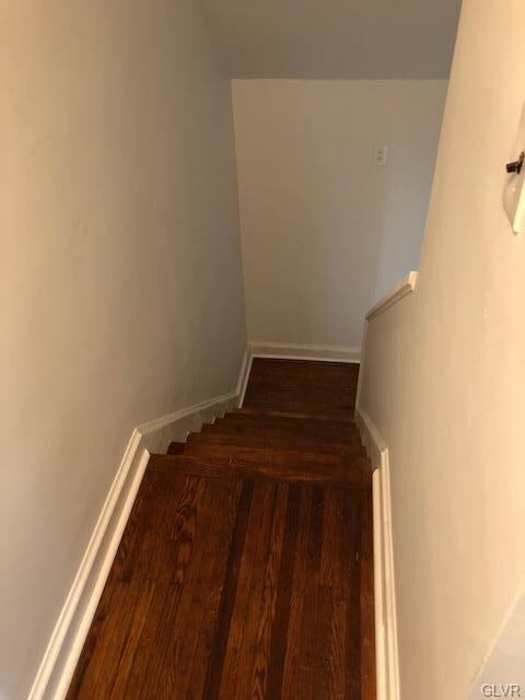 2236 W Greenleaf St, Allentown, PA 18104 - photo 7