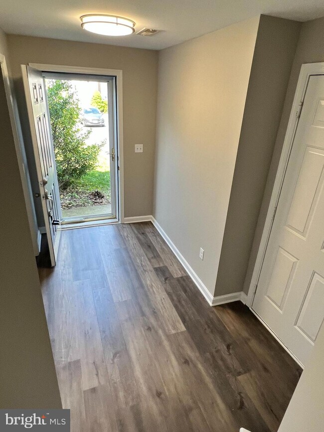 17 Snead Dr, Martinsburg, WV 25405 - photo 3