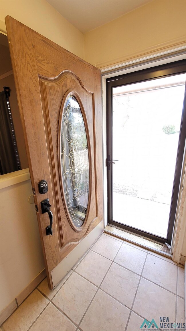 2012 Solana Rd, Carlsbad, NM 88220 - photo 4