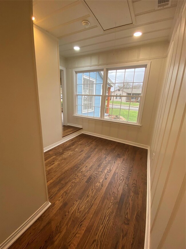 404 Norton St, Weatherford, TX 76086 - photo 4