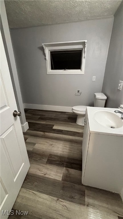 220 Lake Ave unit up, Elyria, OH 44035 - photo 7