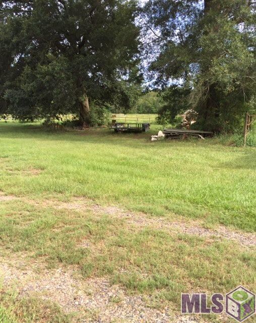 36500 Reinninger Rd, Denham Springs, LA 70706 - photo 3