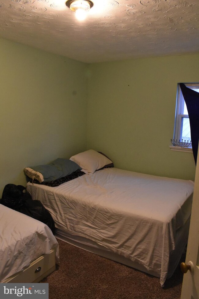 8214 15th Ave, Hyattsville, MD 20783 - photo 3