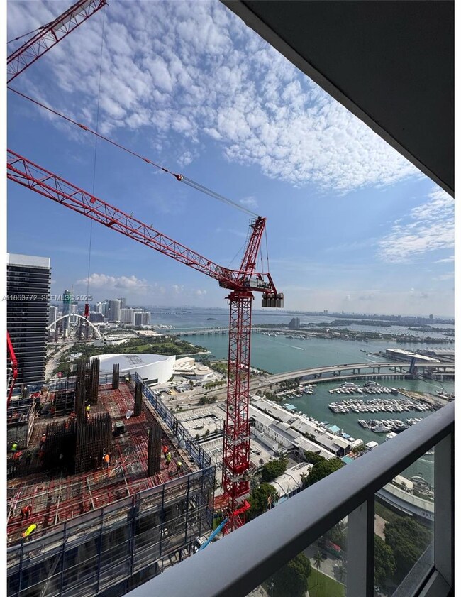 Vizcayne unit 4704, Miami, FL 33132 - photo 2