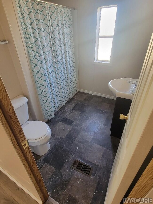 746 N Main St, Ada, OH 45810 - photo 7