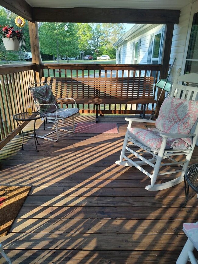 654 Fullers Chapel Rd, Chatsworth, GA 30705 - photo 5