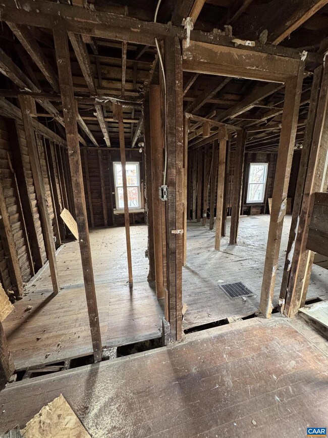 802 Burwell Ave, Staunton, VA 24401 - photo 7