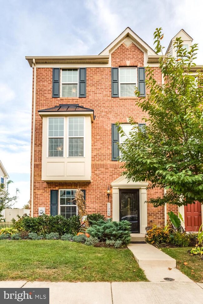 11759 Nationals Ln, Waldorf, MD 20602 - photo 2