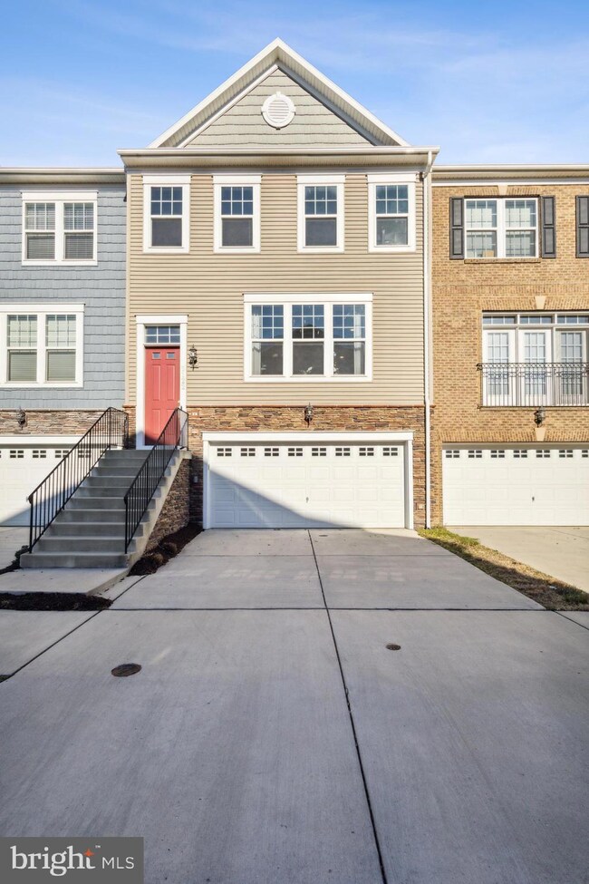 3122 Belair Gate Ln, Landover, MD 20785 - photo 2