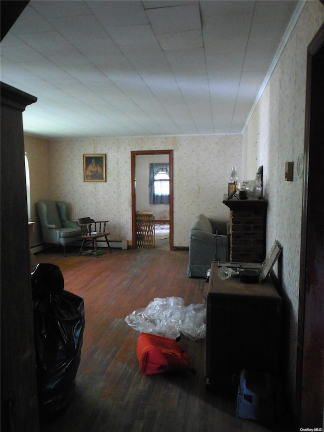 375 Factory Ave, Mattituck, NY 11952 - photo 4