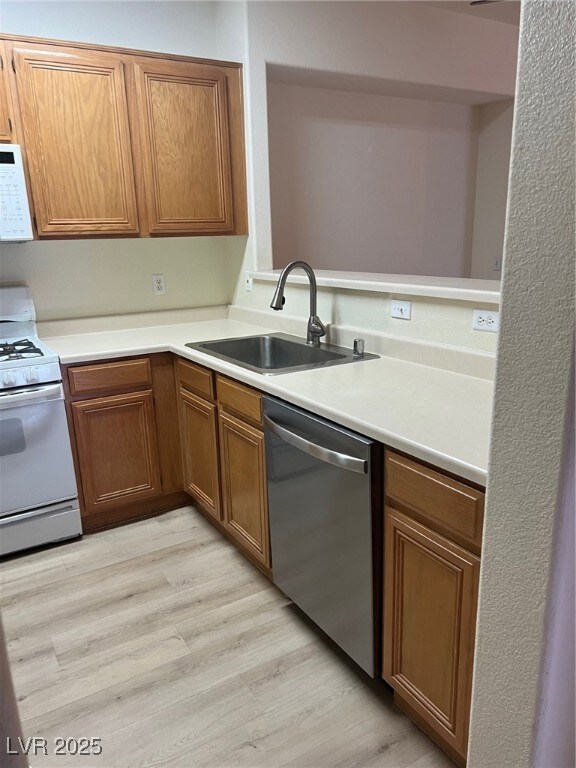 7139 S Durango Dr unit 217, Las Vegas, NV 89113 - photo 6