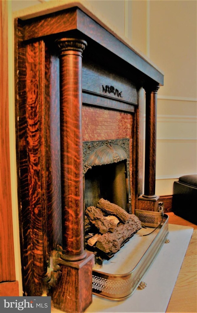 637 5th St NE, Washington, DC 20002 - photo 4