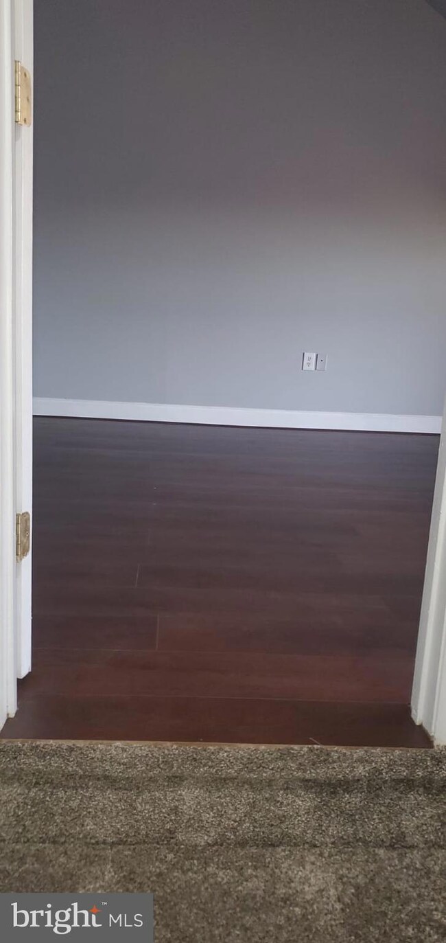 9108 Marlove Oaks Ln, Owings Mills, MD 21117 - photo 5