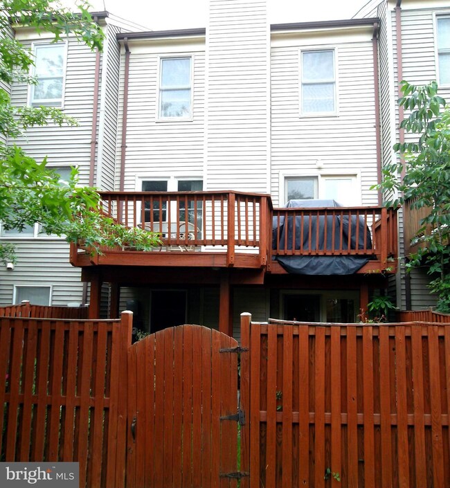 1561 Templeton Place, Rockville, MD 20852 - photo 6