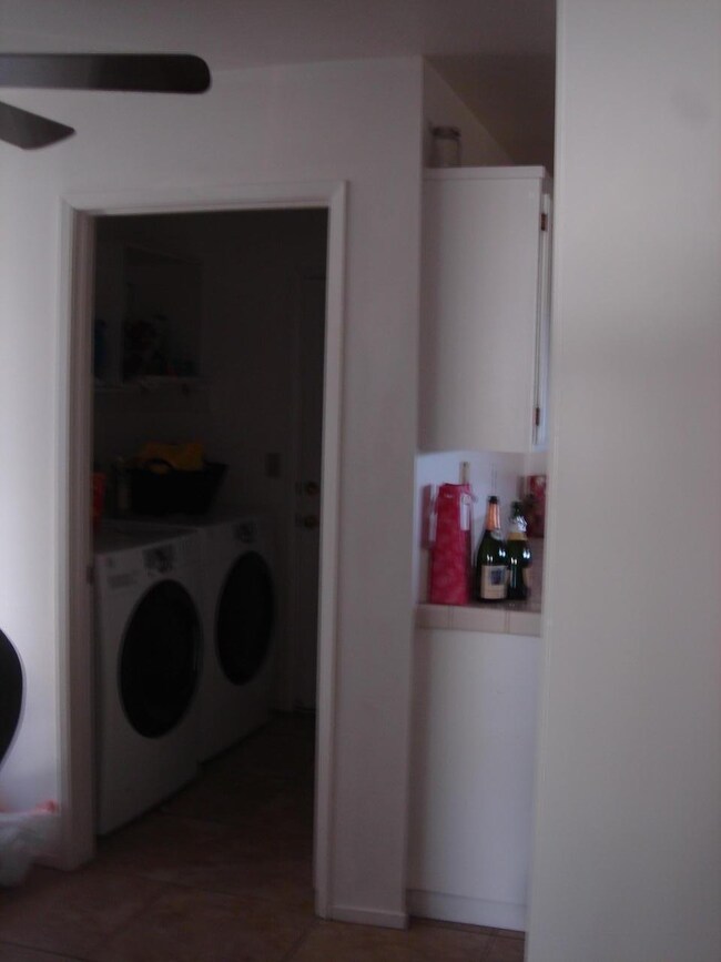 3480 Citrine Ln, Rosamond, CA 93560 - photo 4