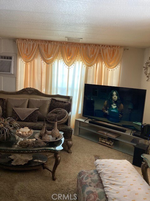 16451 Wimbleton Ct, Victorville, CA 92395 - photo 6