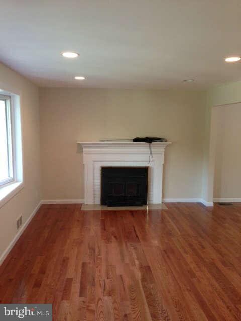 2003 Iverson St, Temple Hills, MD 20748 - photo 4