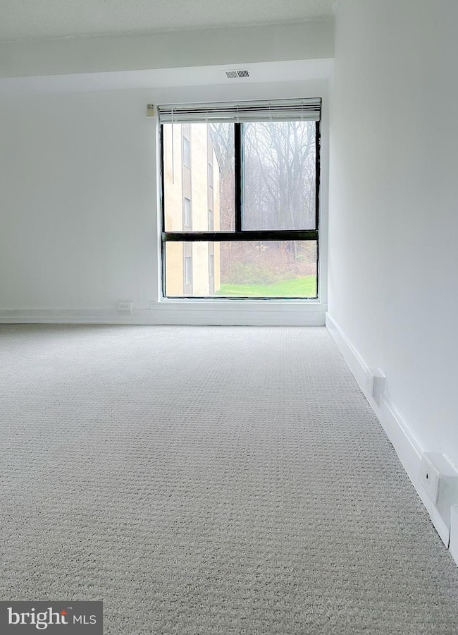 5907 Tamar Dr, Columbia, MD 21045 - photo 2