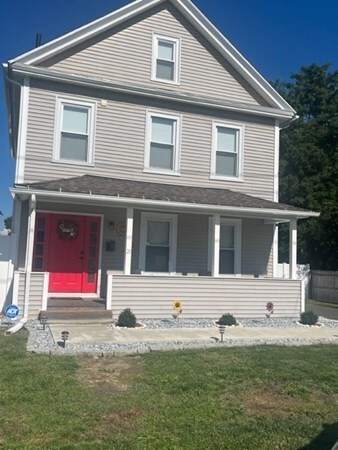 20 Thomas St, Chicopee, MA 01013 - photo 2