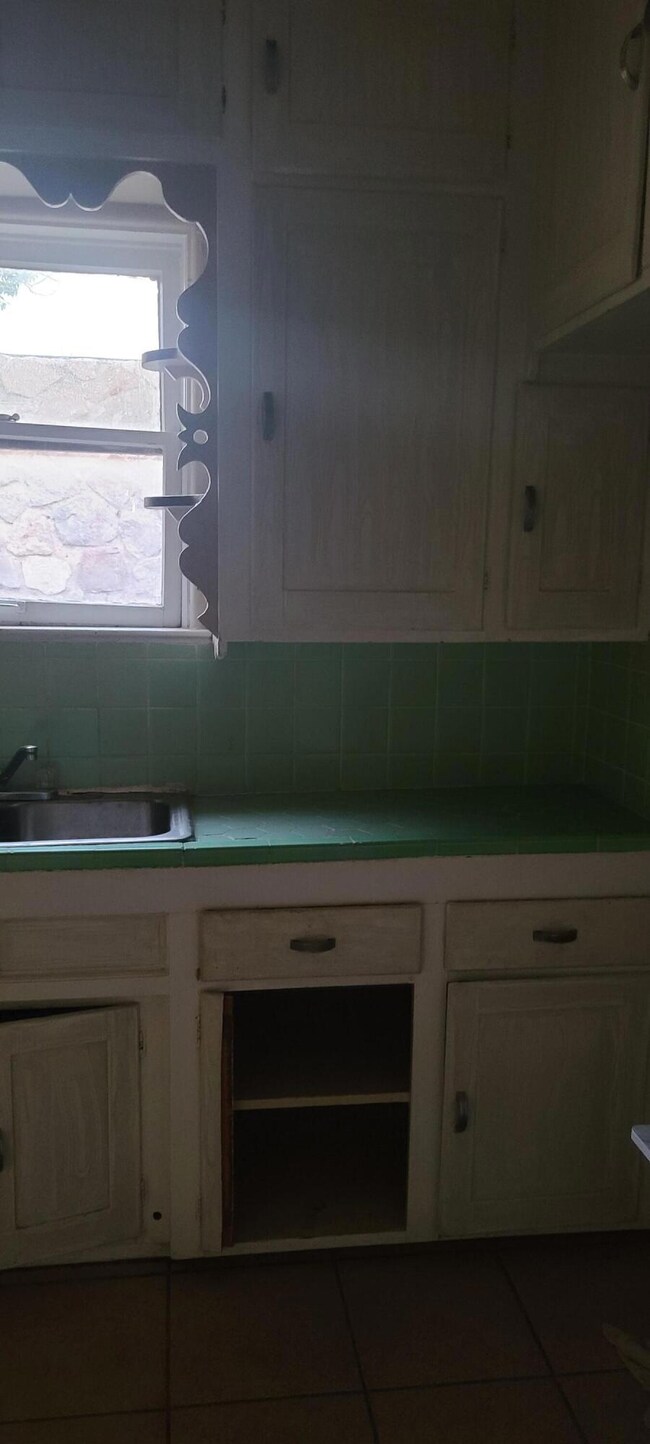 3524 Idalia Ave, El Paso, TX 79930 - photo 7