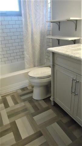 3136 Full Bath