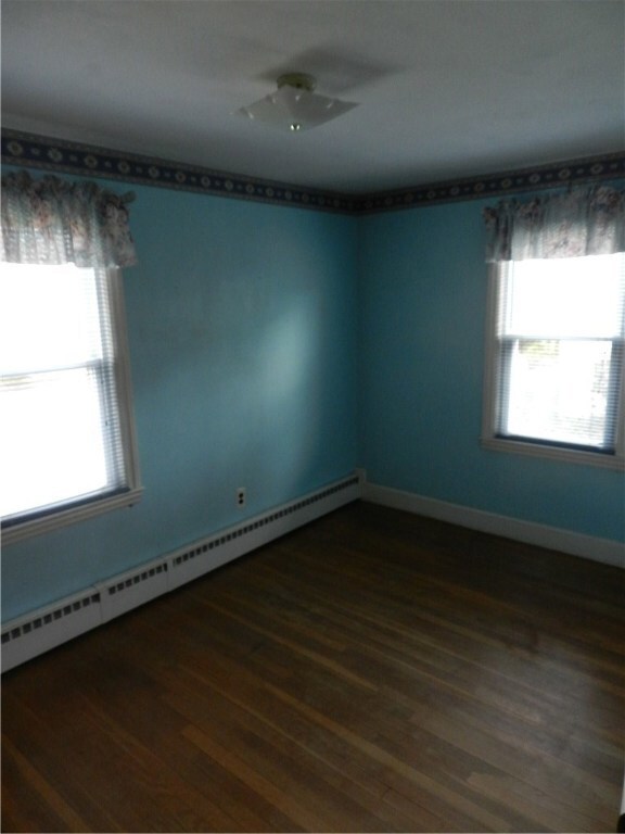 31 Winthrop St, Riverside, RI 02915 - photo 4