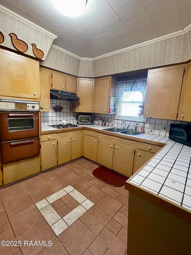 518 Evangeline Dr, Lafayette, LA 70501 - photo 4