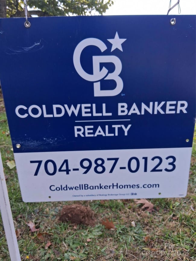 8565 Sylva Rd, Franklin, NC 28734 - photo 3