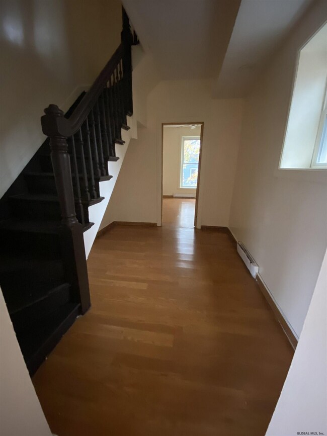 362 Clinton Ave unit 3, Albany, NY 12206 - photo 7