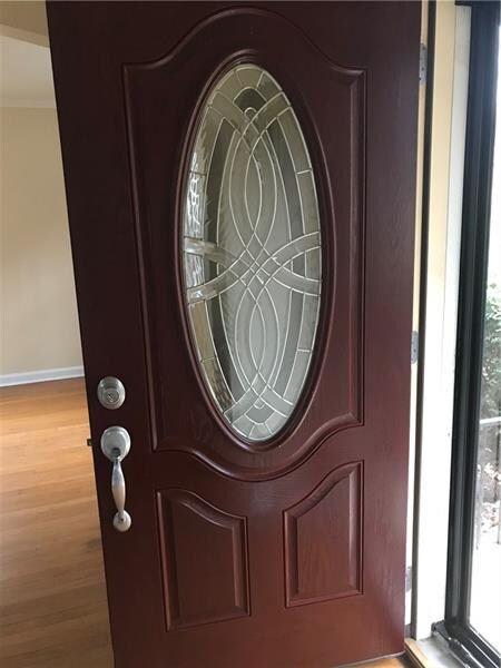 Charm throughout, including this beautiful front d
