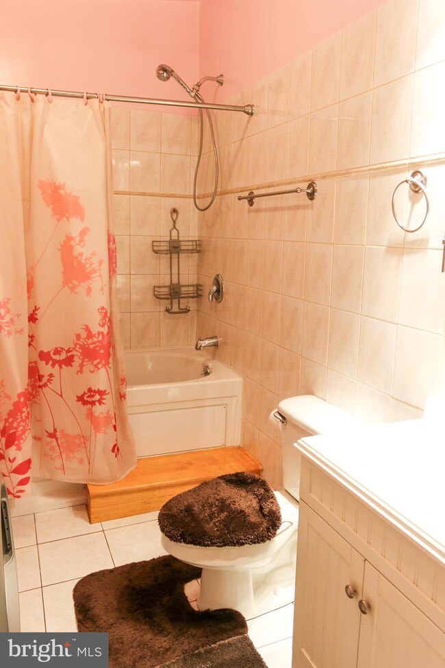 2102 Wilkens Ave, Baltimore, MD 21223 - photo 7