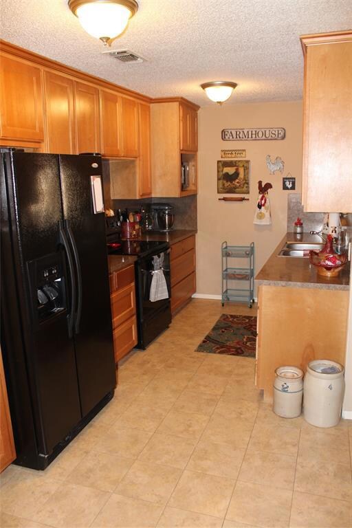 737 Hallvale Dr, Fort Worth, TX 76108 - photo 4