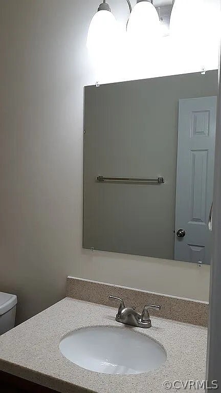 5689 W Quaker Rd, Disputanta, VA 23842 - photo 4