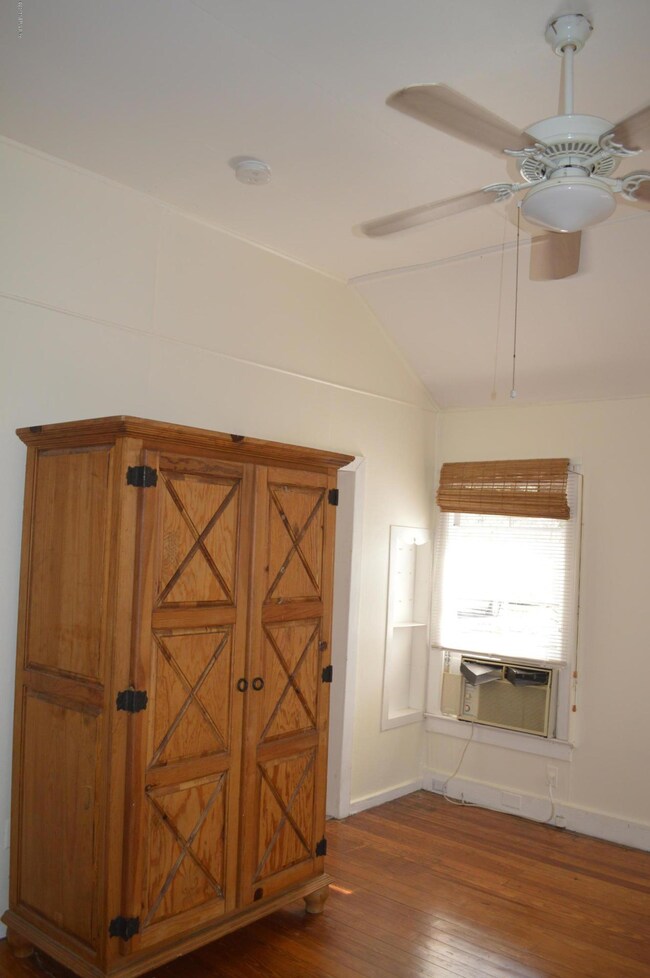 3608 Boone Park Ave, Jacksonville, FL 32205 - photo 4