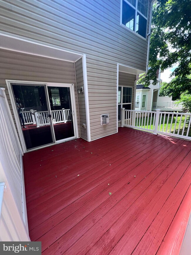 3328 Castle Ridge Cir unit 11, Silver Spring, MD 20904 - photo 4