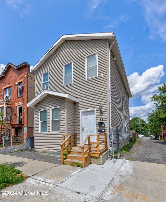 57 Catherine St, Albany, NY 12202 - photo 2