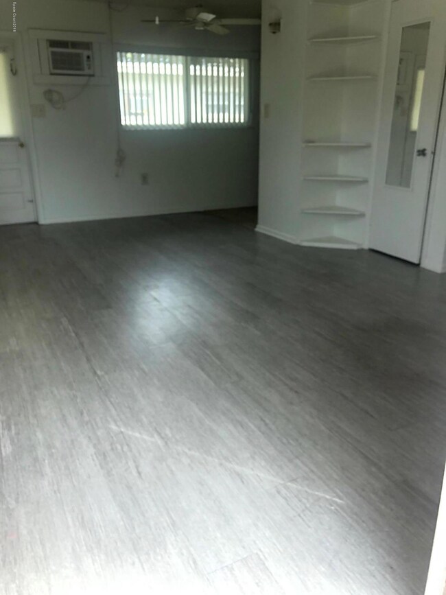 231 Woodland  #1