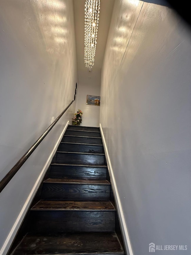 31 Beverly St unit 2nd f, Carteret, NJ 07008 - photo 7