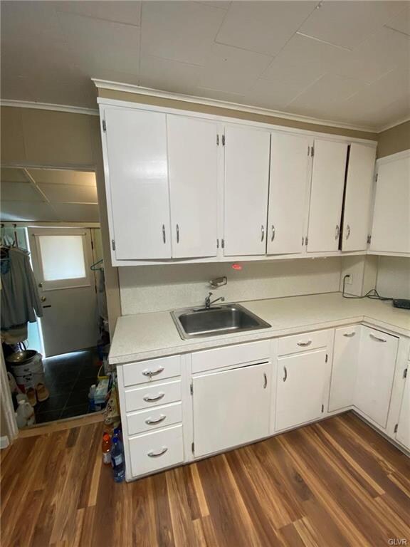 519 N Lumber St, Allentown, PA 18102 - photo 5