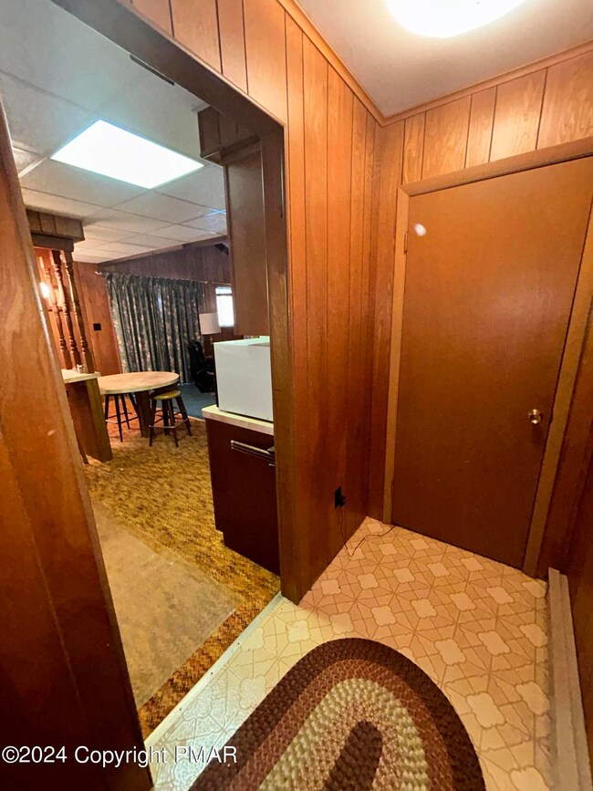 1106 Boulder Rd, Blakeslee, PA 18610 - photo 5